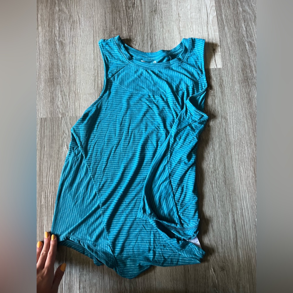 NWT womens workout tank top
